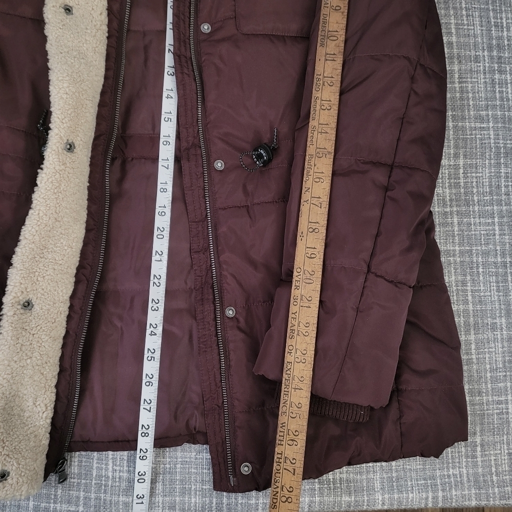 LEVI'S Quilted Puffer Coat Jacket Sherpa Hood and Trim Burgundy Women's M - Picture 6 of 16